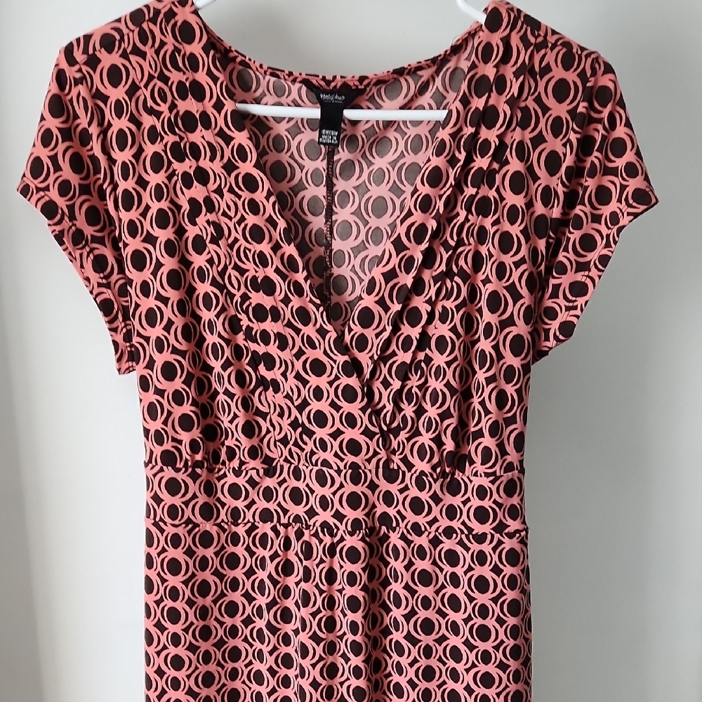 Chic Circle Patterned Midi Dress in Pink - Picture 3 of 6